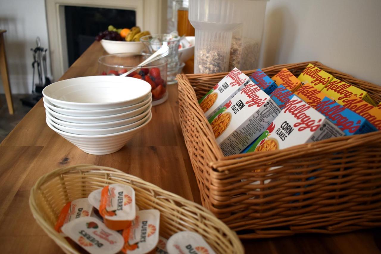 The Meadows B&B Moville Bagian luar foto
