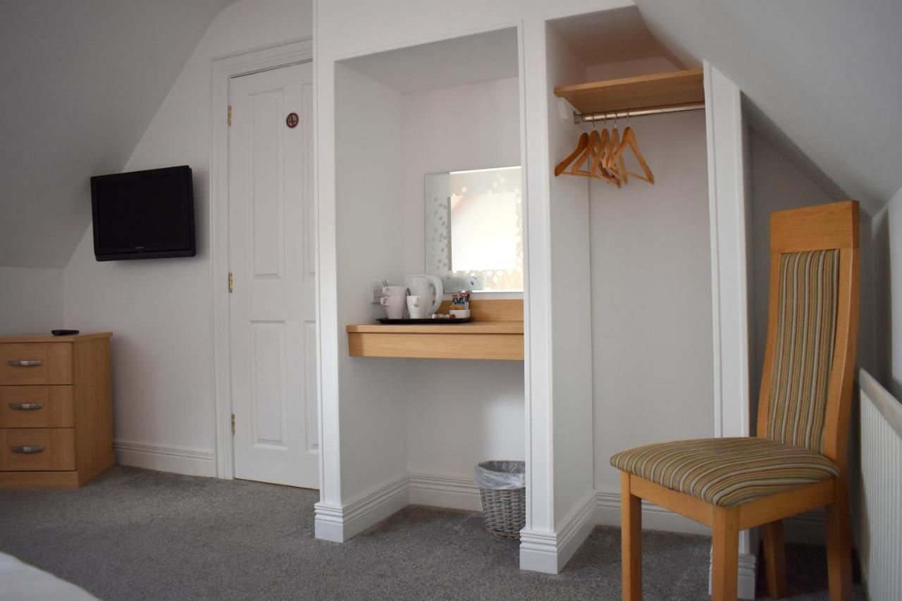 The Meadows B&B Moville Bagian luar foto