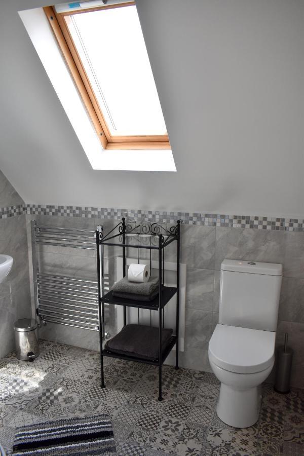 The Meadows B&B Moville Bagian luar foto