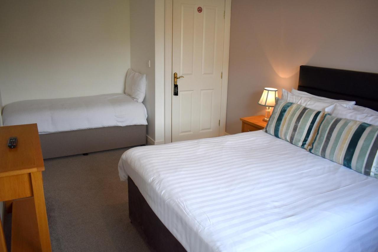 The Meadows B&B Moville Bagian luar foto