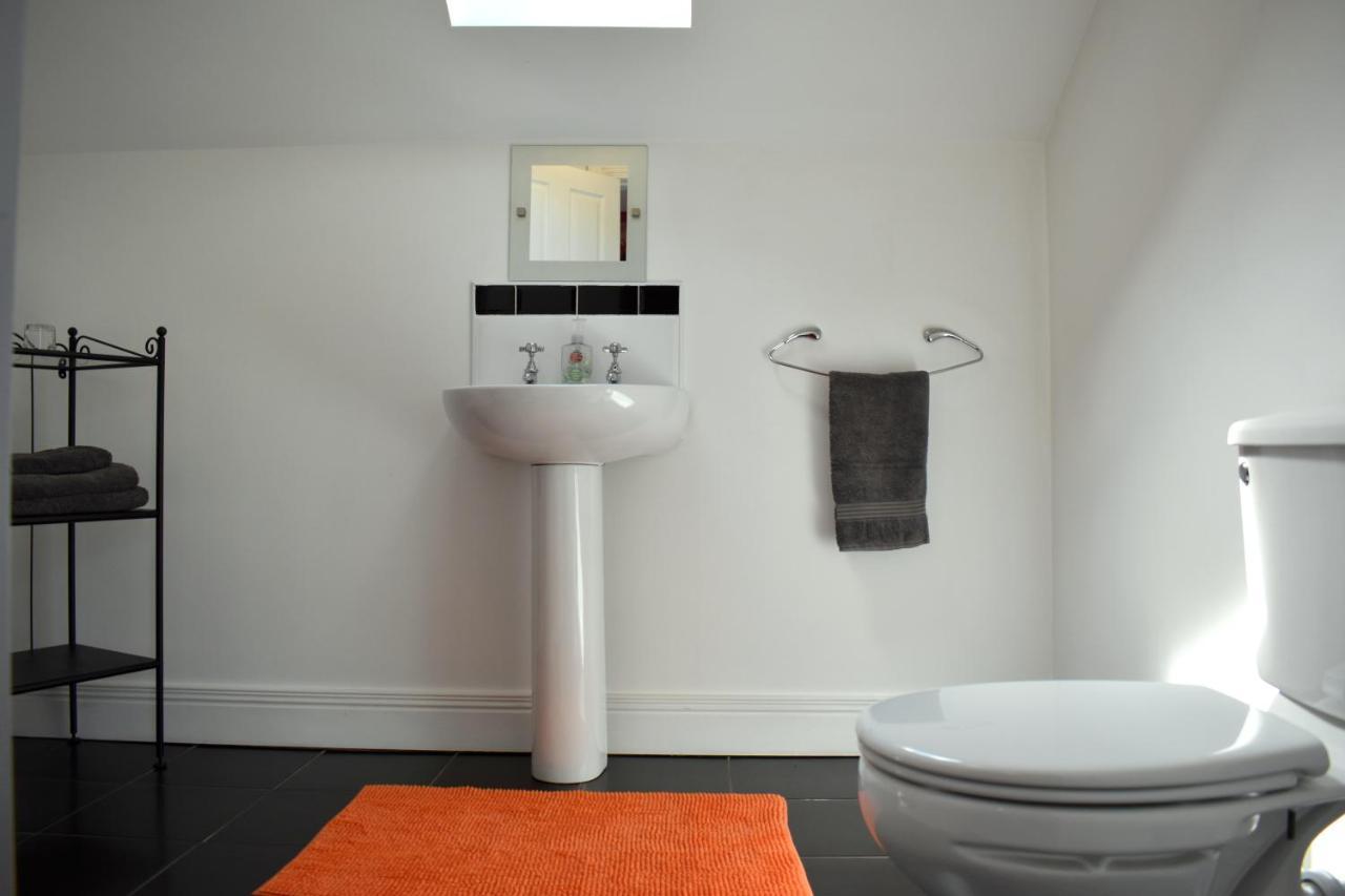 The Meadows B&B Moville Bagian luar foto